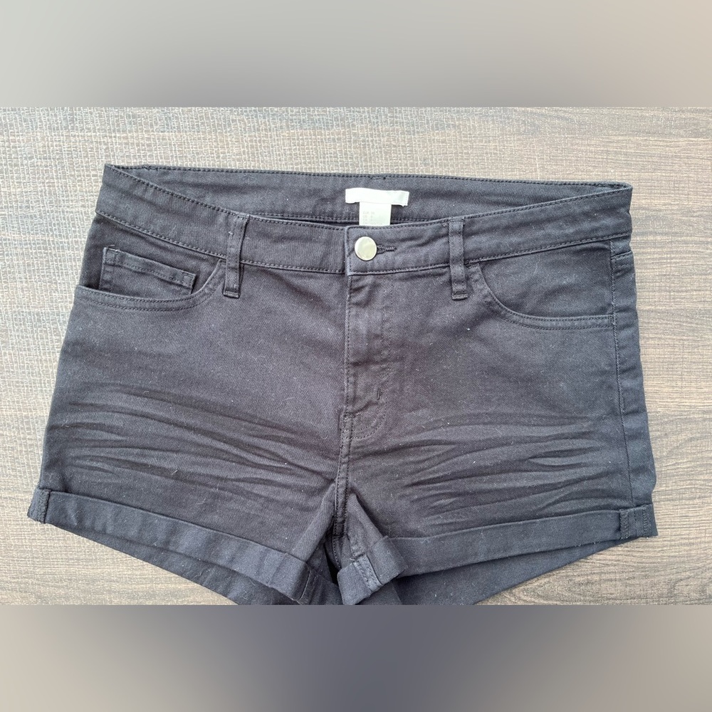 H&M black denim shorts
